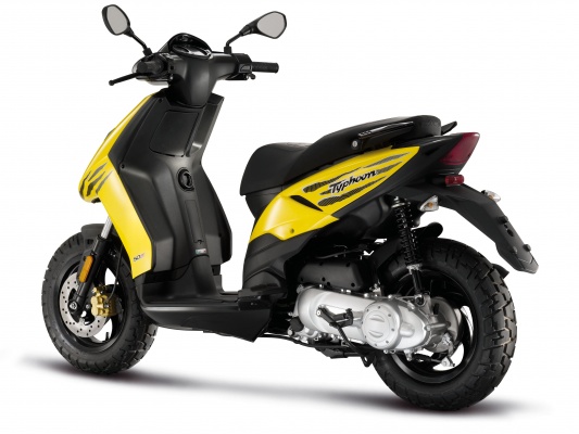 Фото скутера Piaggio Typhoon 50